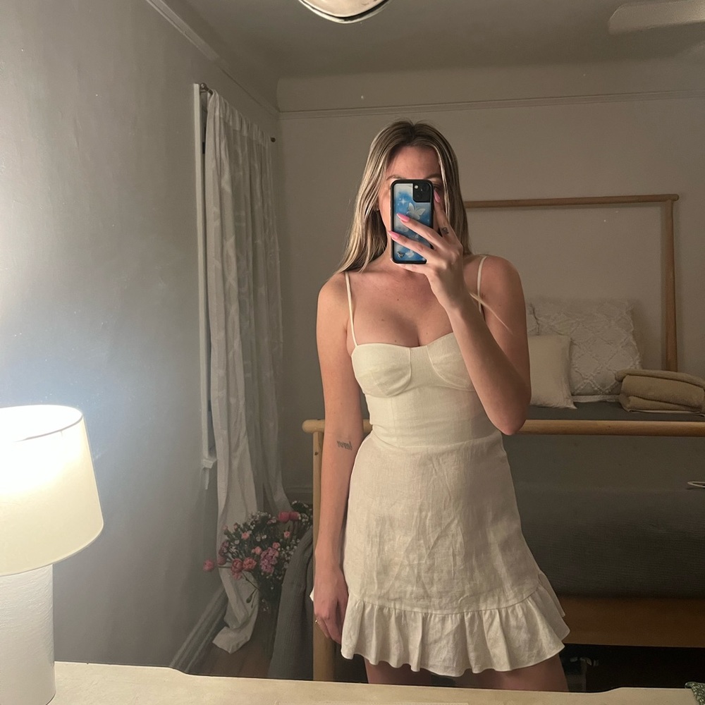 reformation linen mini